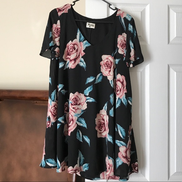 Show Me Your MuMu dress! size medium! - Picture 2 of 5